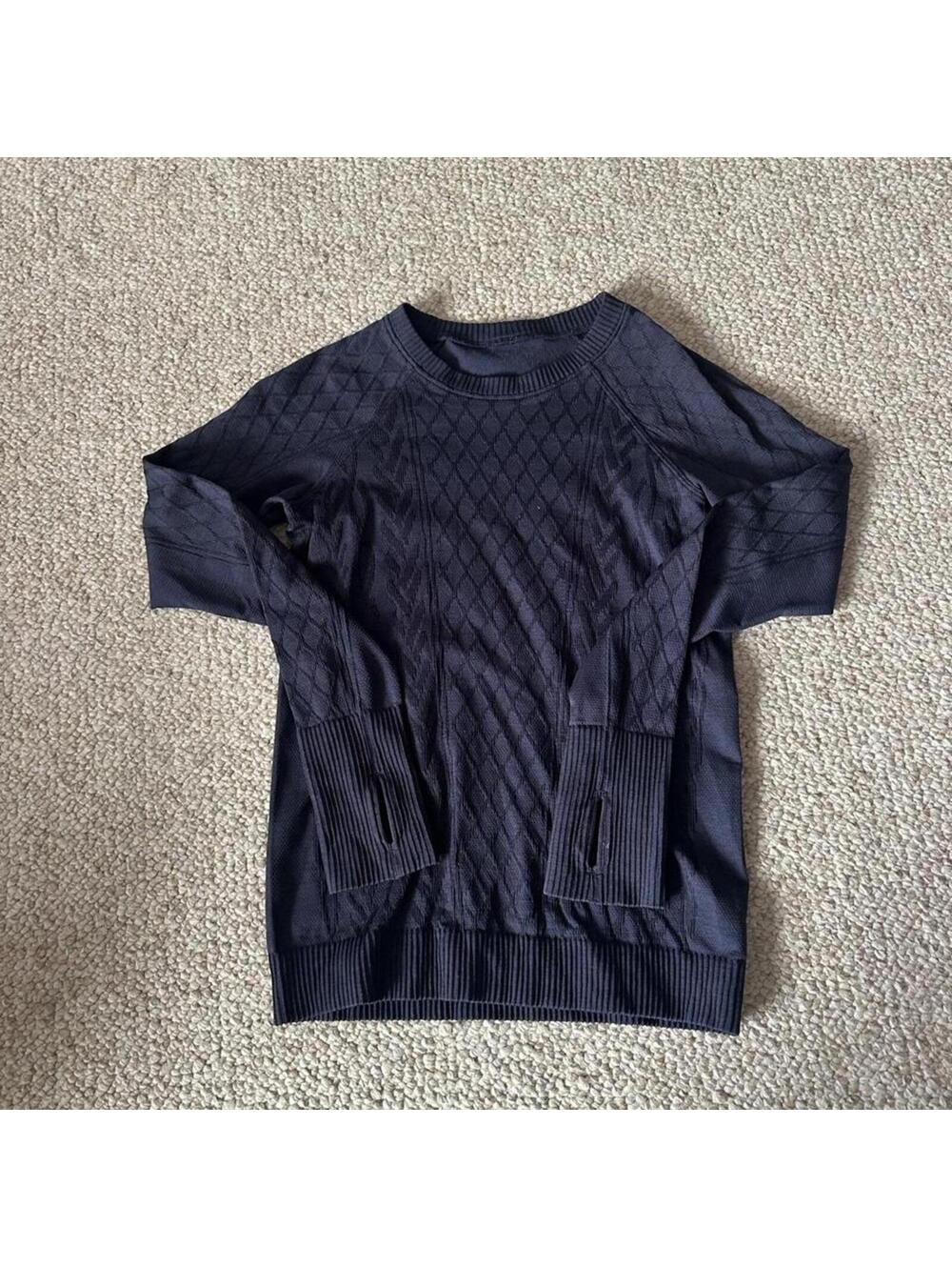 Lululemon Navy blue long sleeve